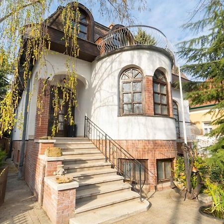 Villa Butterfly Budapest Eksteriør billede