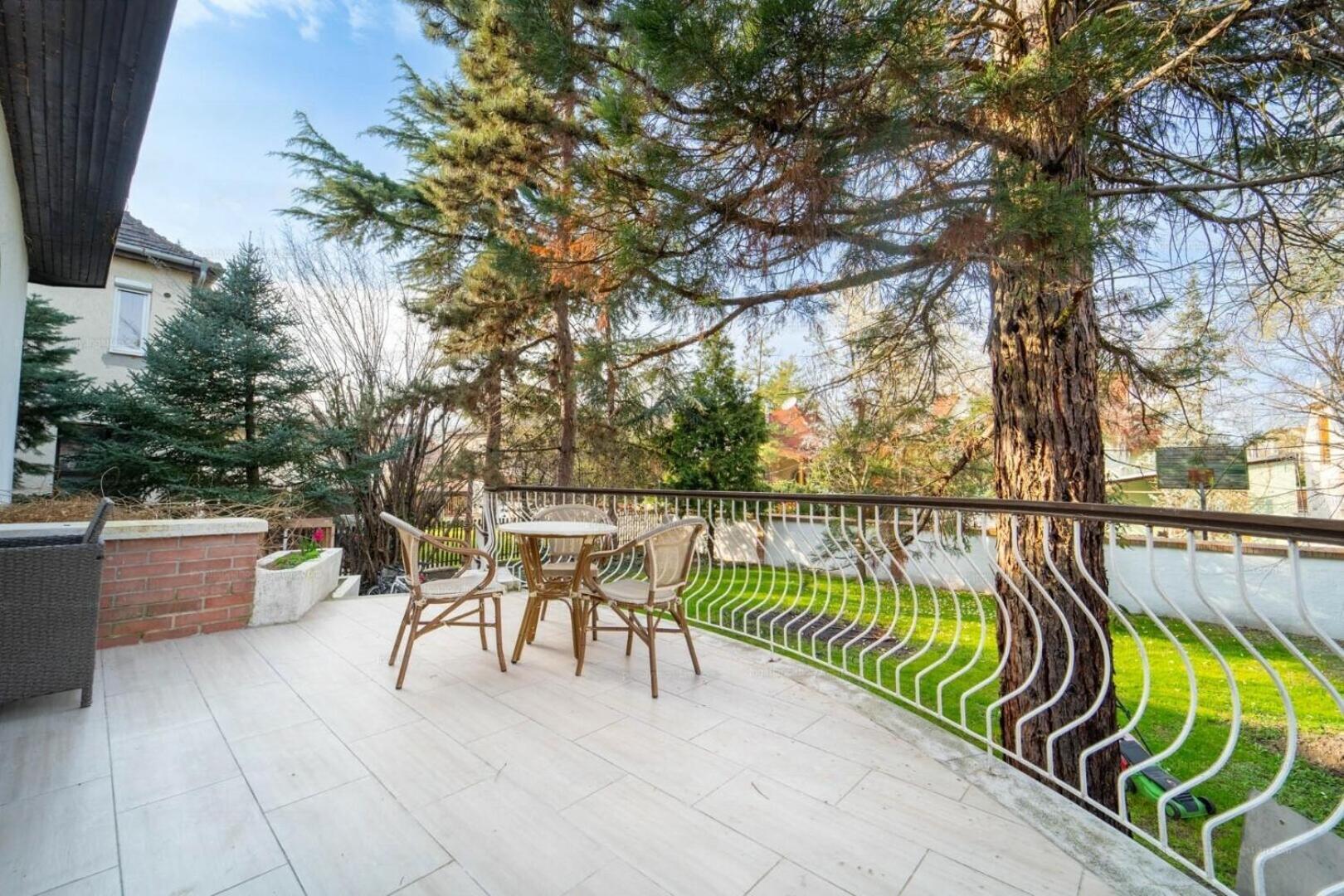 Villa Butterfly Budapest Eksteriør billede